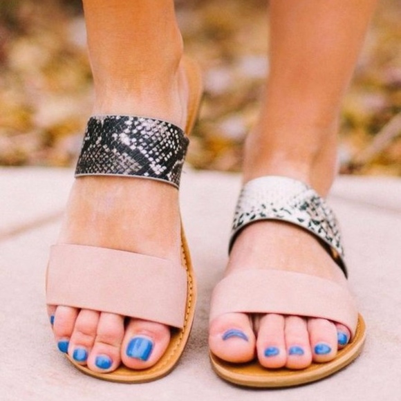 Shoes - The PURRFECT Flat - Snake print